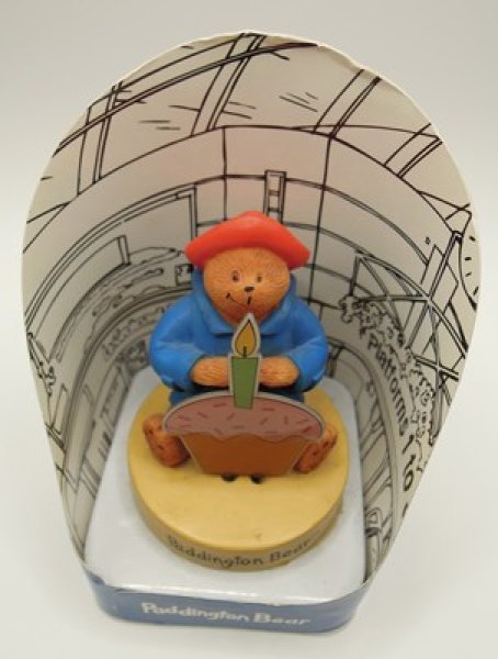 画像2: パディントンベア™ フィギュア(お誕生日ケーキ)★数量限定★ (2)