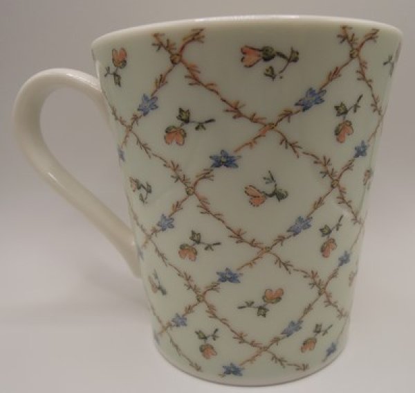 画像2: ピーターラビット™ マグ ベンジャミン ★数量限定★ (2)