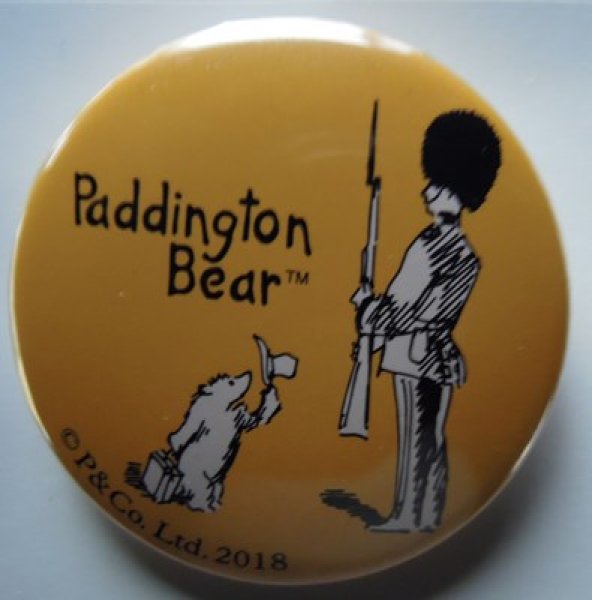 画像2: パディントンベア™40円型缶バッチ2個セット イエロー (2)